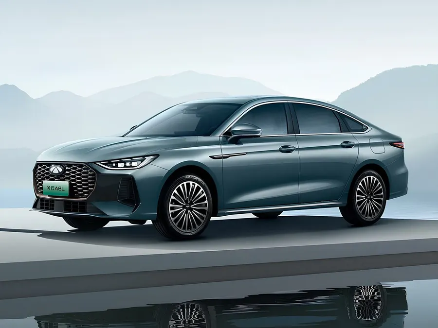 Chery Fulwin A8 — фото модели