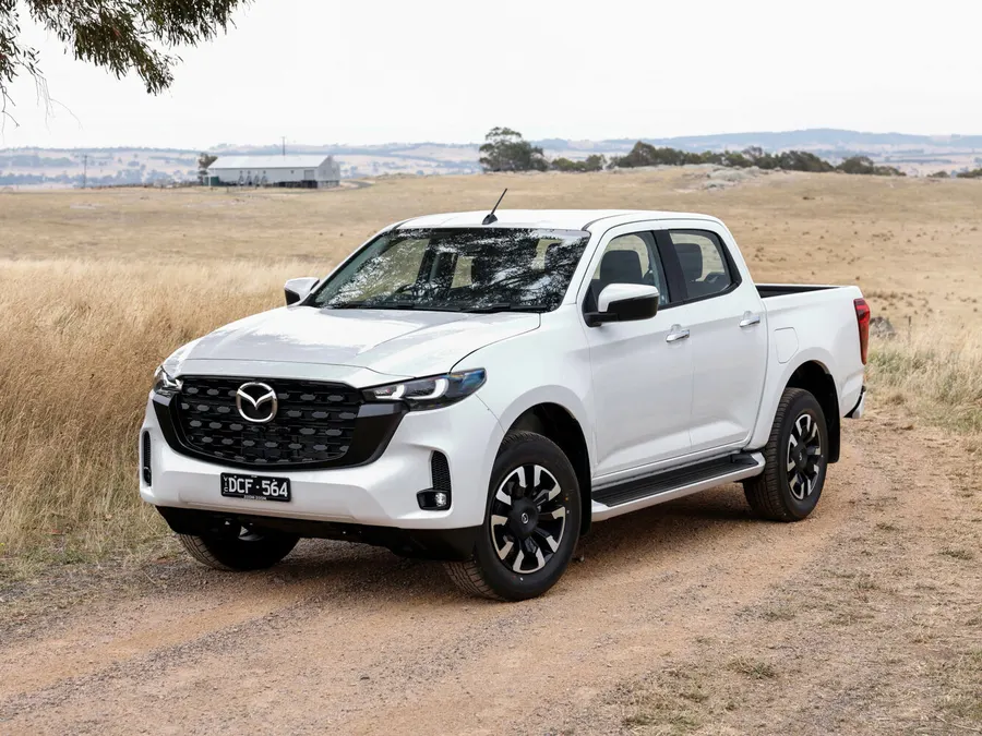 Mazda BT-50 — фото модели