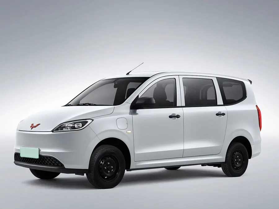 Wuling Hongguang — фото модели