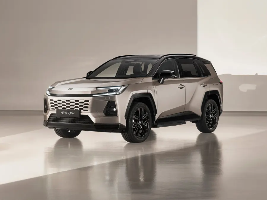 Toyota RAV4 — фото модели