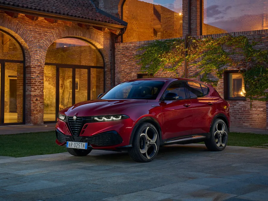 Alfa Romeo — фото модели