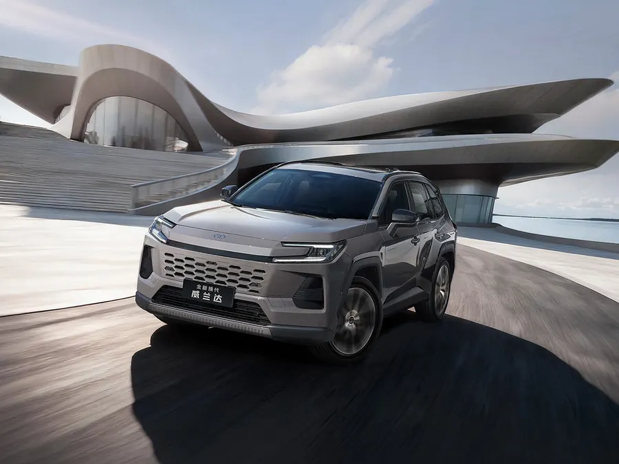 Toyota Wildlander — фото модели
