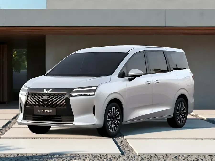 Wuling Starlight 730 — фото модели