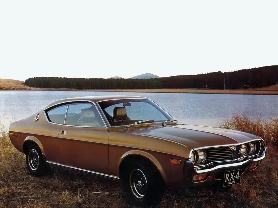 Mazda RX-4 — фото модели