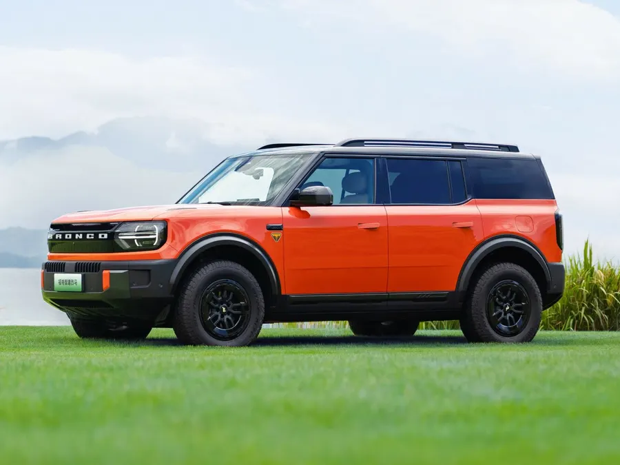 Ford Bronco Basecamp — фото модели