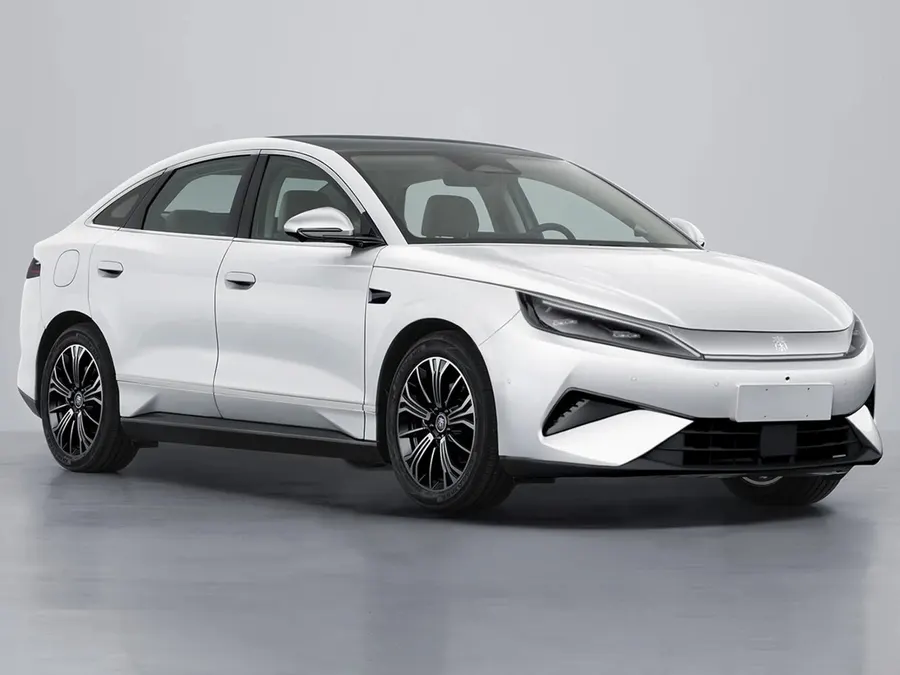 BYD Qin Max — фото модели