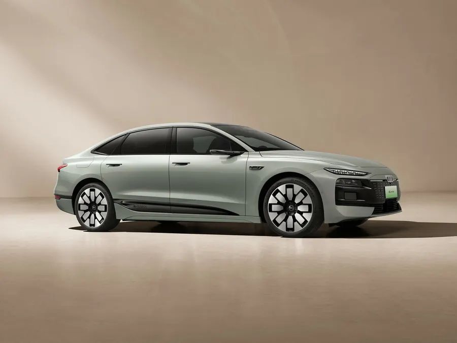 Audi A6 e-tron — фото модели