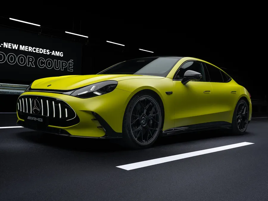 Mercedes-Benz AMG GT 4-Door Coupe — фото модели