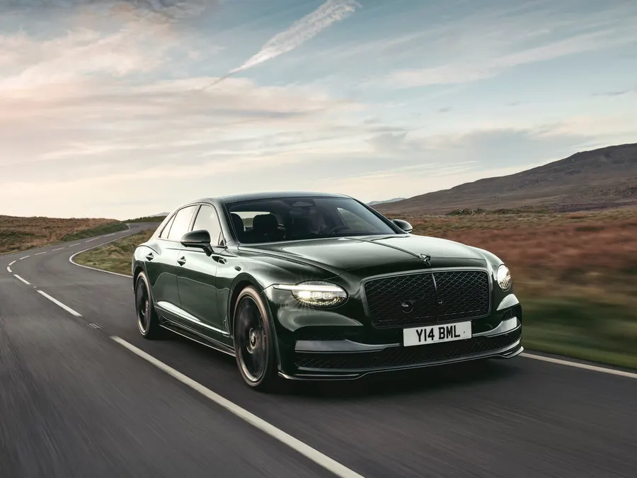 Bentley — фото модели