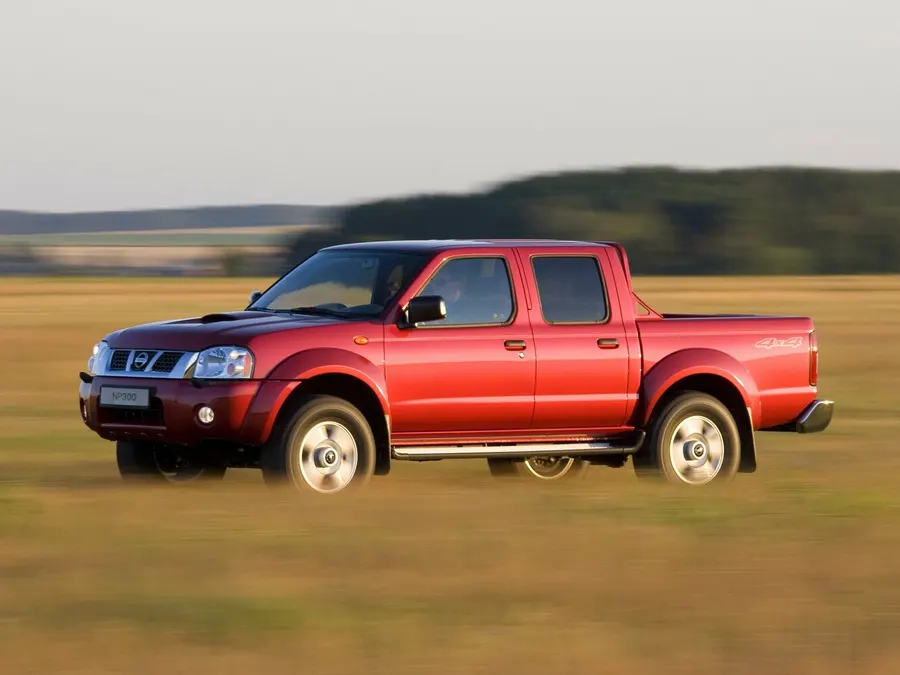 Nissan NP300 — фото модели