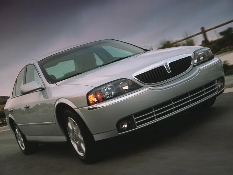 Lincoln LS — фото модели