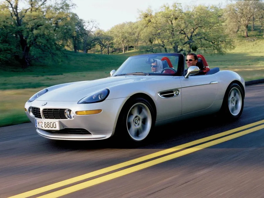 BMW Z8 — фото модели