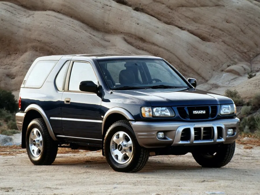 Isuzu Amigo — фото модели
