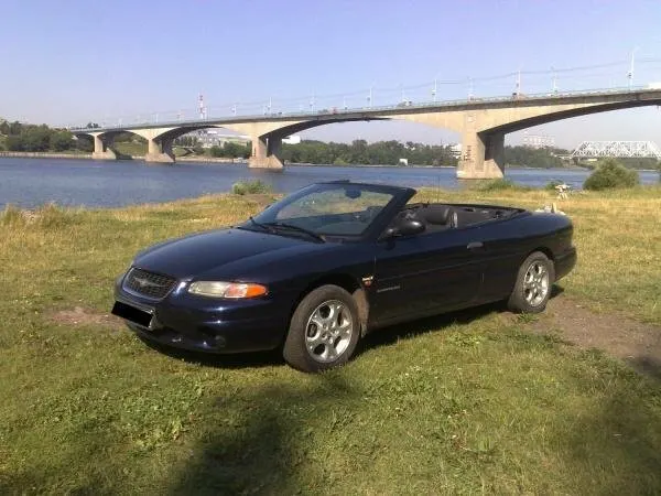 Chrysler Stratus — фото модели