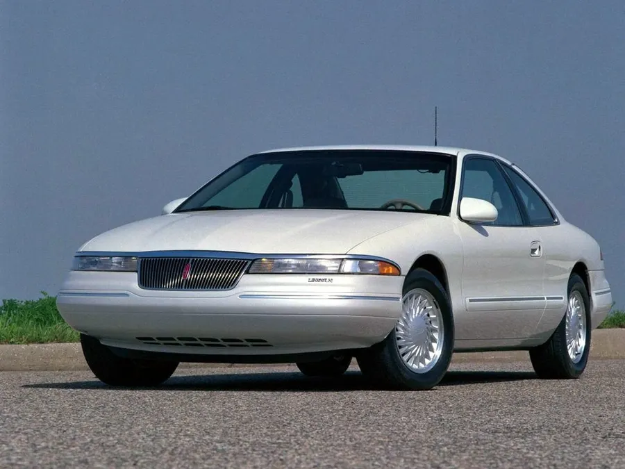 Lincoln Mark VIII — фото модели