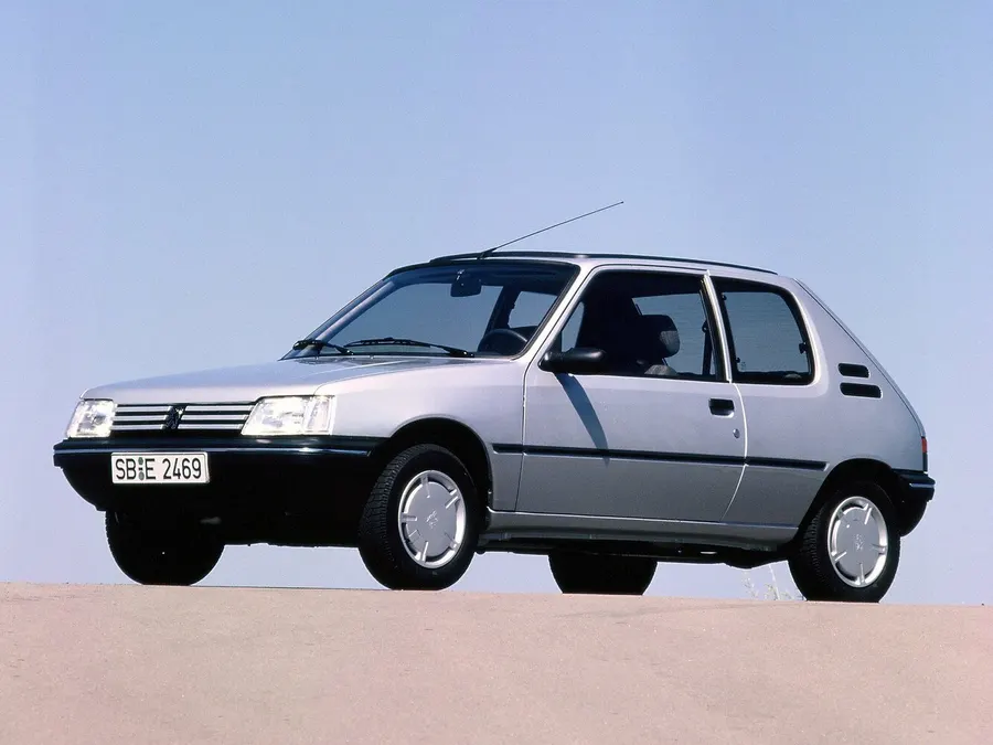 Peugeot 205 — фото модели — фото 1