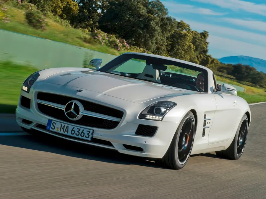 Mercedes-Benz SLS AMG — фото модели