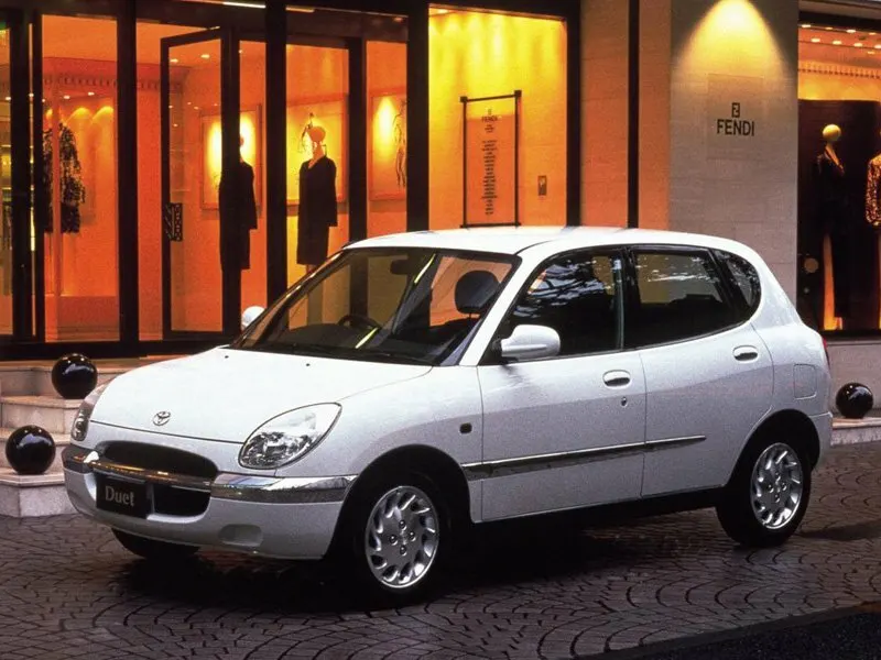 Toyota Duet — фото модели