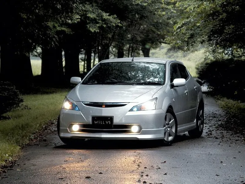 Toyota WiLL — фото модели