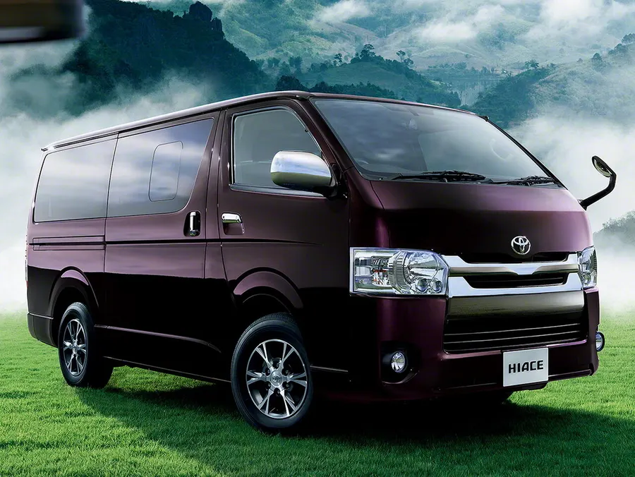 Toyota HiAce — фото модели